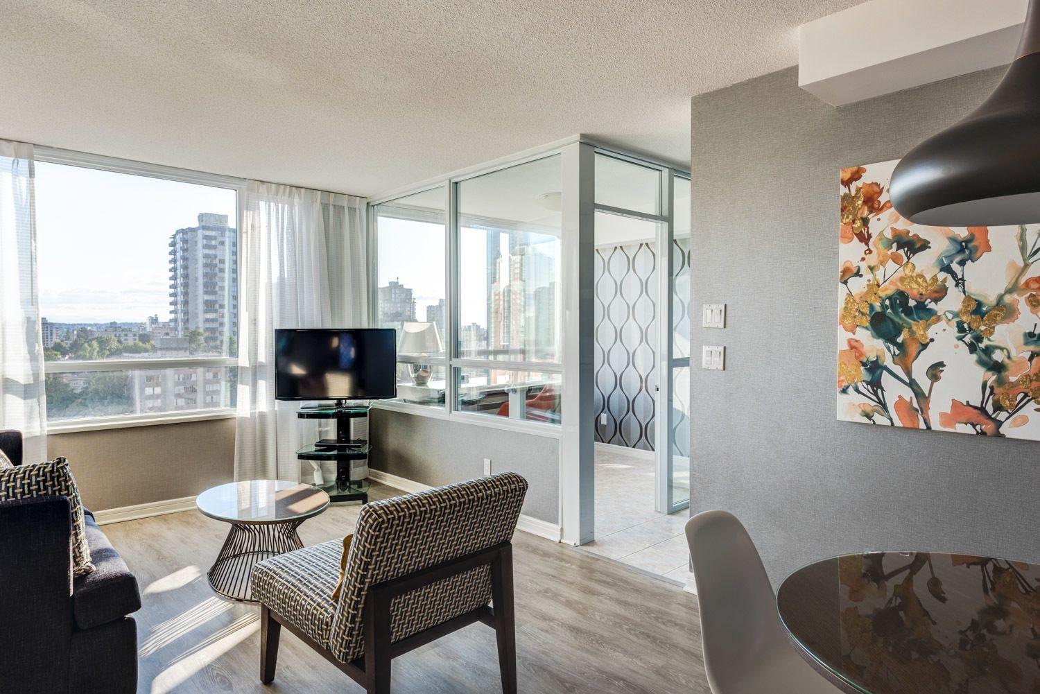 Carmana Hotel & Suites Ванкувър Екстериор снимка
